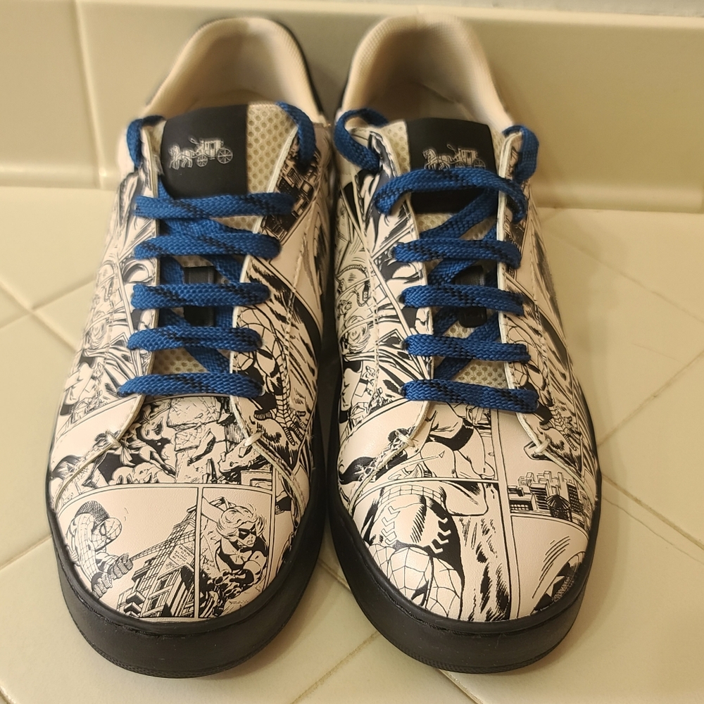 Coach Marvel Clip Low Top Sneaker With Comic Book Print. Men's Size 8D - Picture 2 of 7
